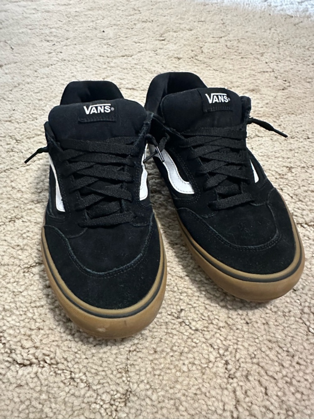 Vans Men’s Black Suede Low-Top Sneakers with White Sidestripe and Gum Sole